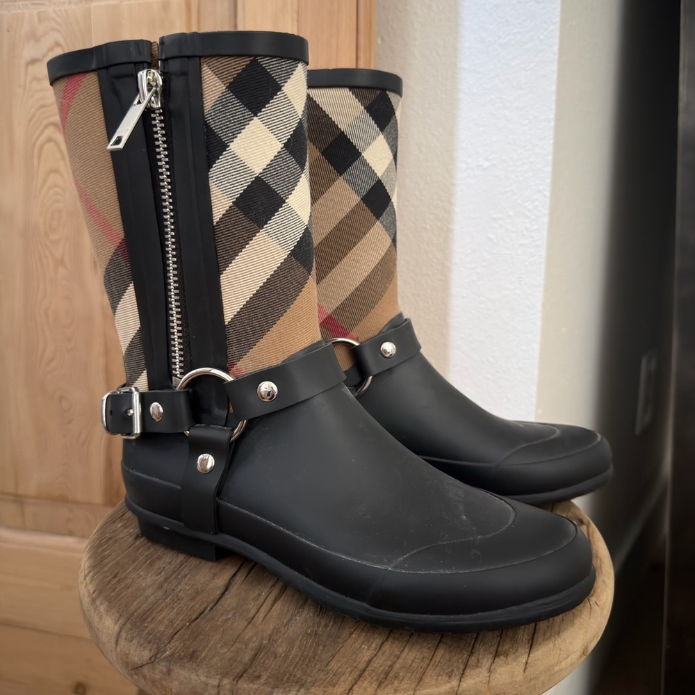 Black & Tan Burberry Plaid Men’s Rain Boots with Harness Detail